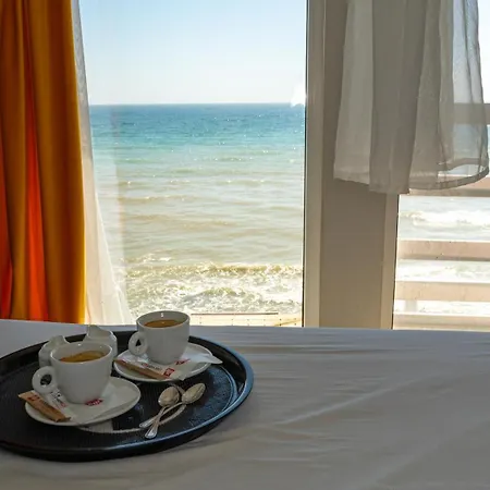 게스트하우스 Sea&sky 코스티네스티