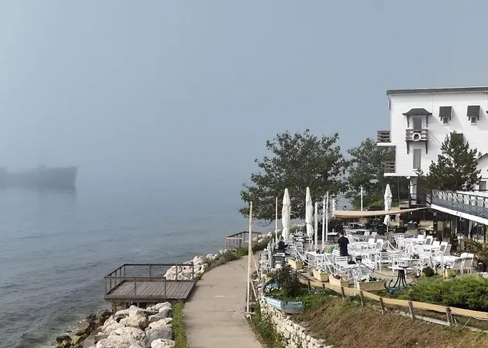 Sea&sky Konukevi Costinești